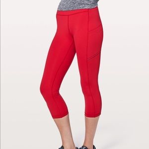 ISO!!! Red lululemon speed up crops size 4